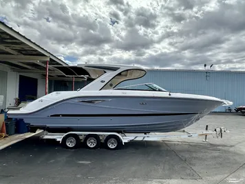 2024 Sea Ray 310 SLX