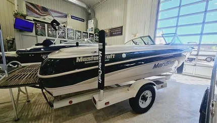 1998 MasterCraft MariStar 200