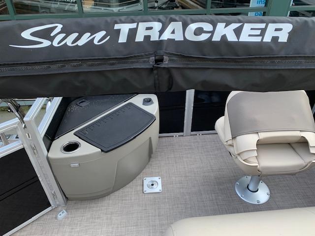 2024 Sun Tracker SportFish 20 DLX