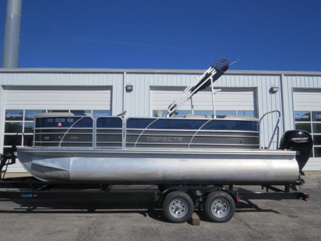 Used 2022 Trifecta 22RF LE 2.75, 63042 Saint Louis - Boat Trader