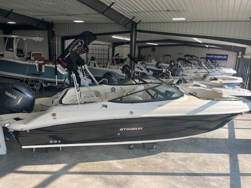 New 2024 Stingray 231DC, 29576 Murrells Inlet Boat Trader