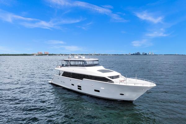 Used 2018 Hatteras M90 Panacera 33401 West Palm Beach Boat Trader