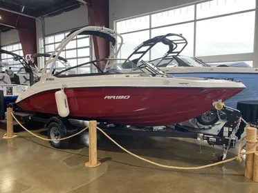 2024 Yamaha Boats AR190