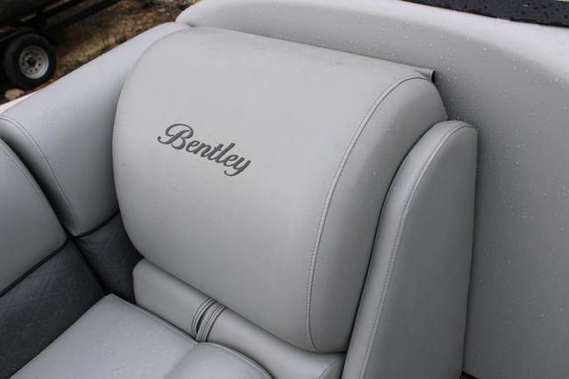 2019 Bentley Pontoons Bentley 220 Navigator