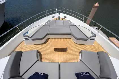 2025 Princess Y85 Motor Yacht