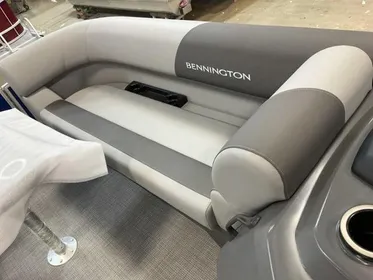 2024 Bennington 22 SVSR - Quad Bench - Tritoon