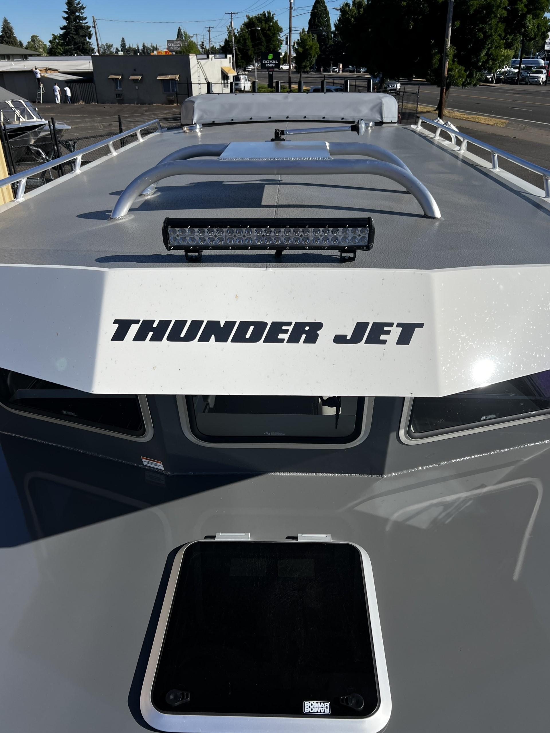 2023 Thunder Jet 26 Pilot