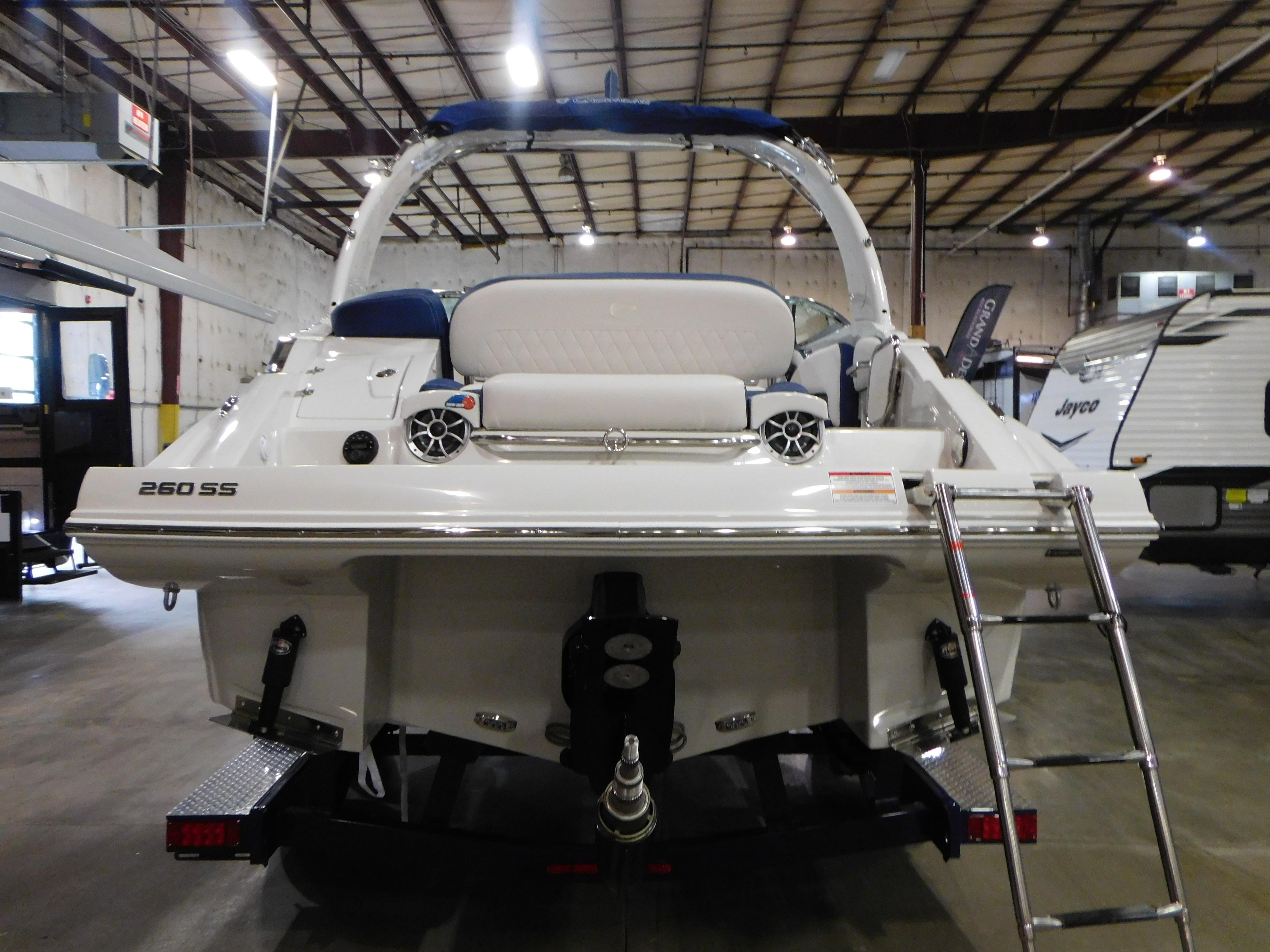 New 2023 Crownline 260SS Bowrider, 38671 Southaven - Boat Trader