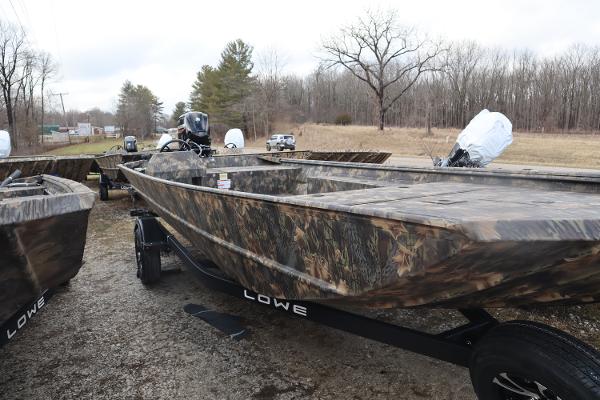 Roughneck 2070 Jon Fishing and Hunting Boat