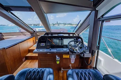 2019 Galeon 640 Fly