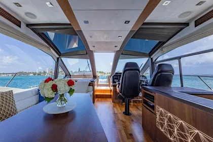 2019 Galeon 640 Fly