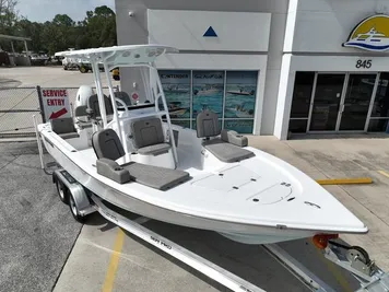 2024 Sea Pro 230 Bay