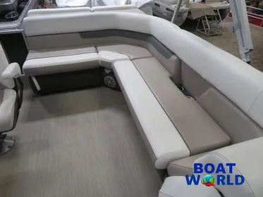 2024 Princecraft Vectra 23 Cruise Lounge Pontoon & Mercury 4-Stroke