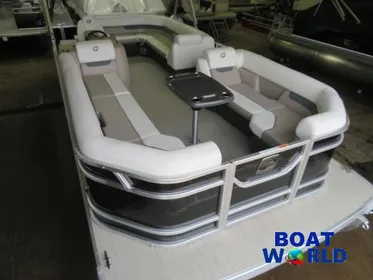 2024 Princecraft Vectra 23 Cruise Lounge Pontoon & Mercury 4-Stroke