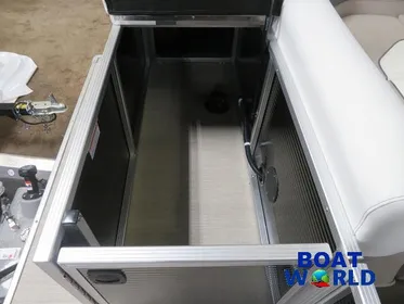 2024 Princecraft Vectra 23 Cruise Lounge Pontoon & Mercury 4-Stroke