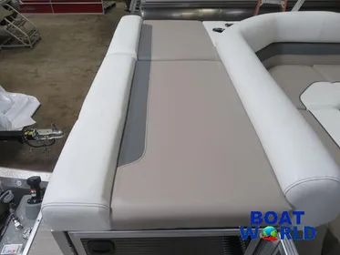 2024 Princecraft Vectra 23 Cruise Lounge Pontoon & Mercury 4-Stroke