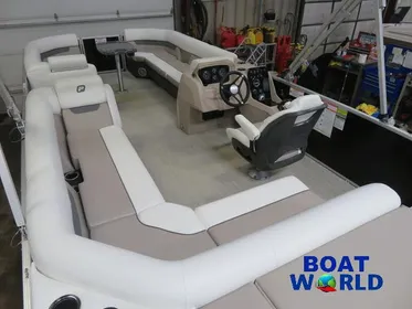 2024 Princecraft Vectra 23 Cruise Lounge Pontoon & Mercury 4-Stroke