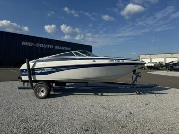 2000 Crownline 202 RAZOR