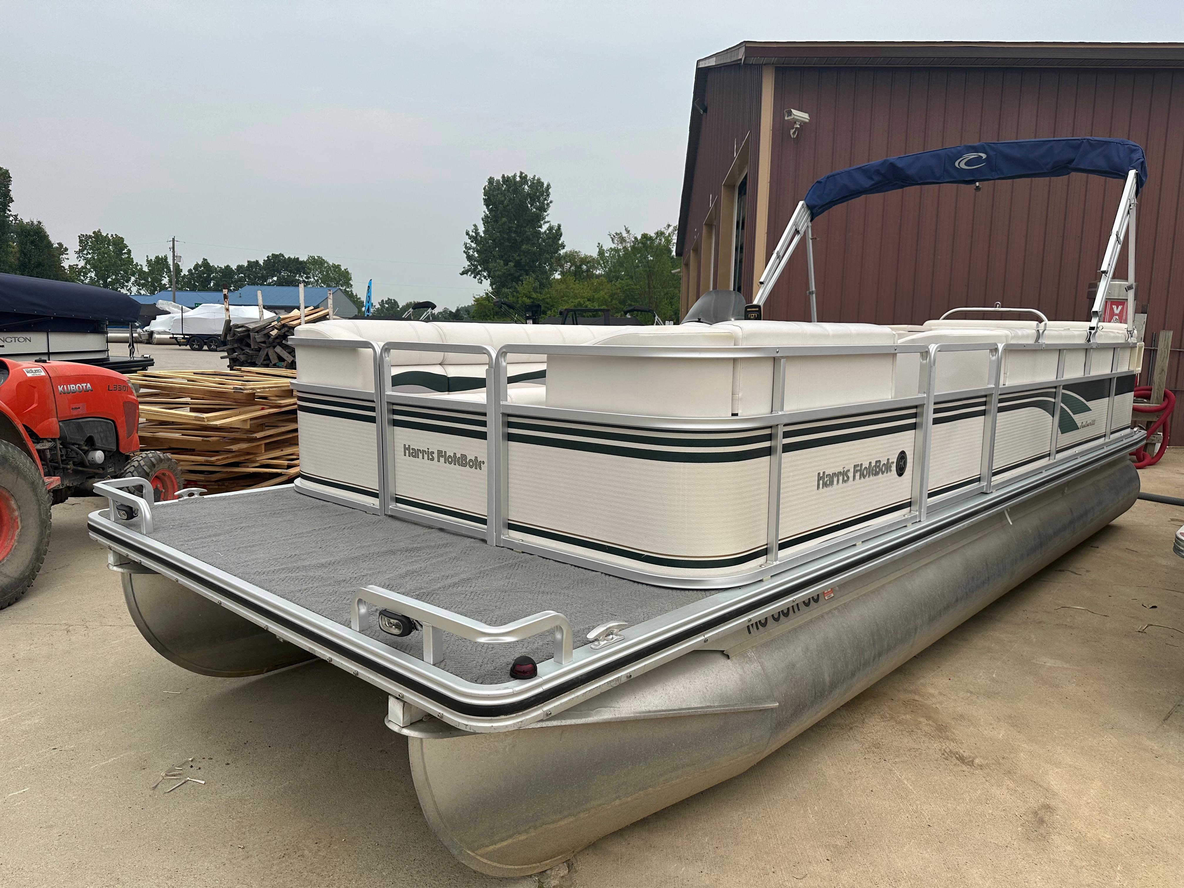 Harris Sunliner Pontoon