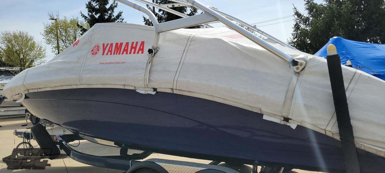 2013 Yamaha Boats 242 Limited S