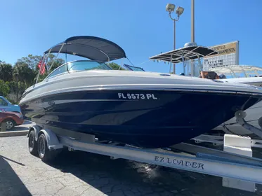 2012 Sea Ray 240 Sundeck