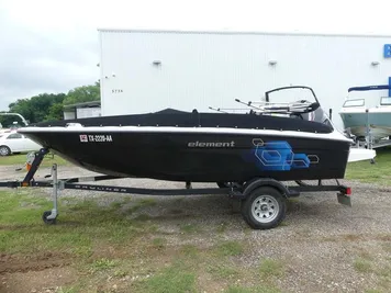 2020 Bayliner Element E16