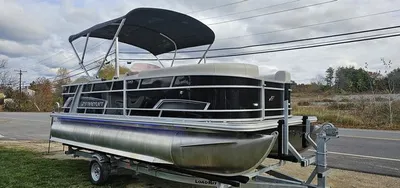 2022 Starcraft EX 20 C Pontoon WITH 115 MERCURY