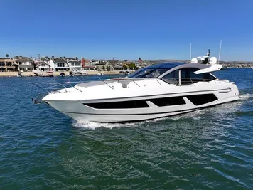 2018 Sunseeker Predator 74