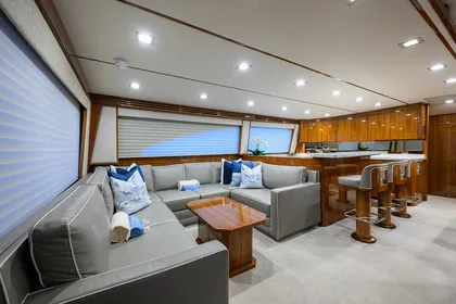 Viking 72 Bacchus - Interior Salon