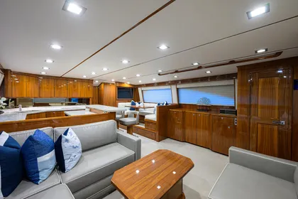 Viking 72 Bacchus - Interior Salon