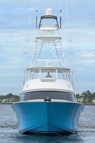 Viking 72 Bacchus - Exterior Bow Profile