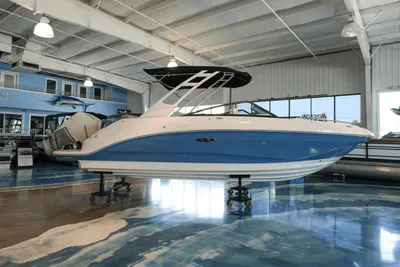 2024 Sea Ray SDX 250 Outboard