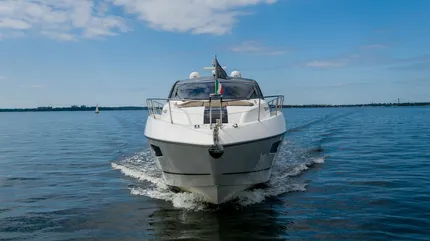 2014 Sunseeker Predator