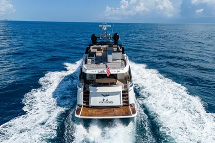 2017 Monte Carlo Yachts MCY 80 Flybridge