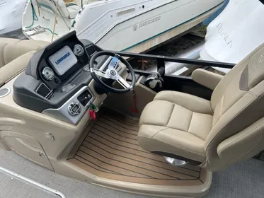 2019 Regency 230 LE3 Sport