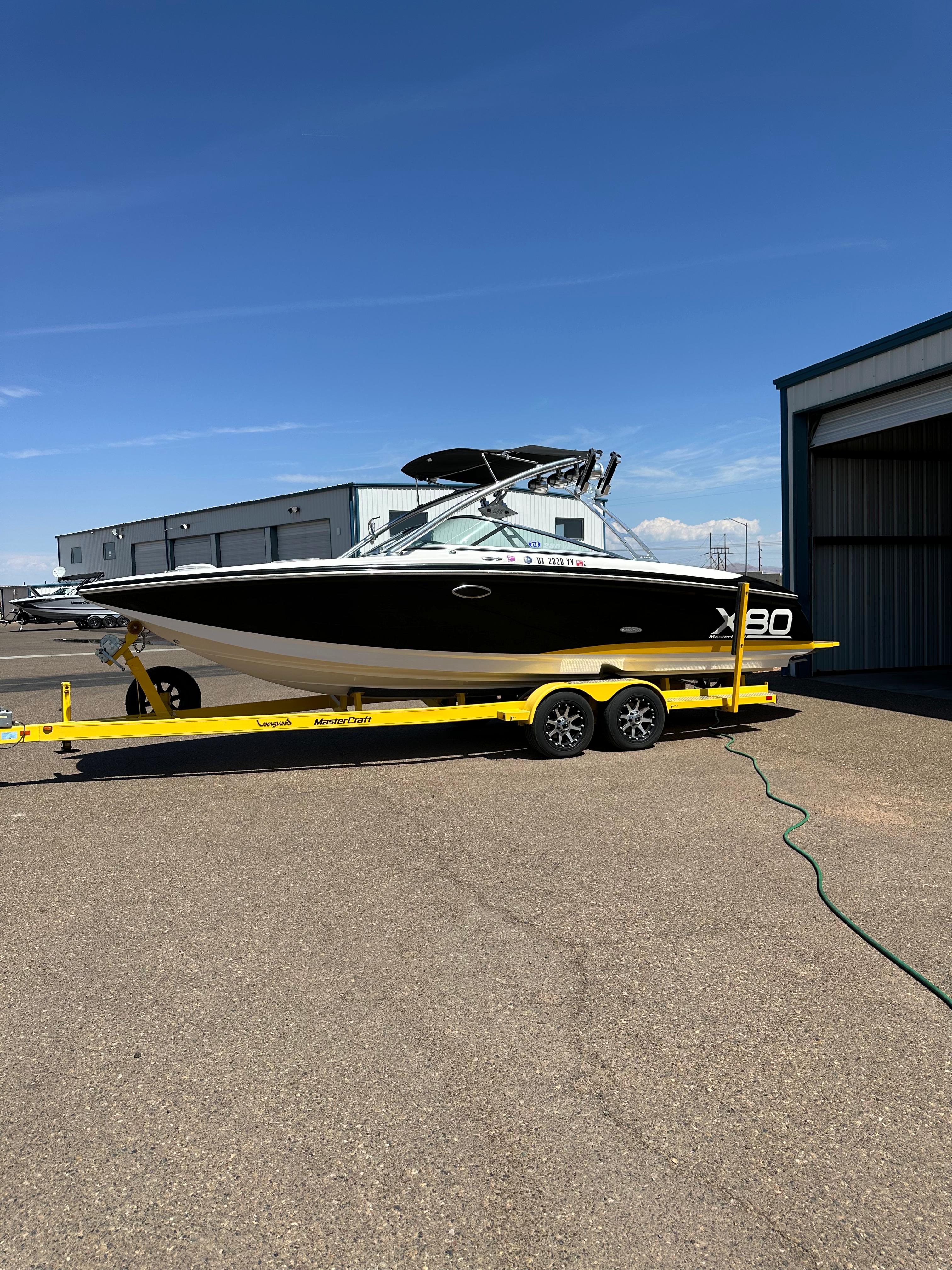 Mastercraft 2025 x80 wakesurf