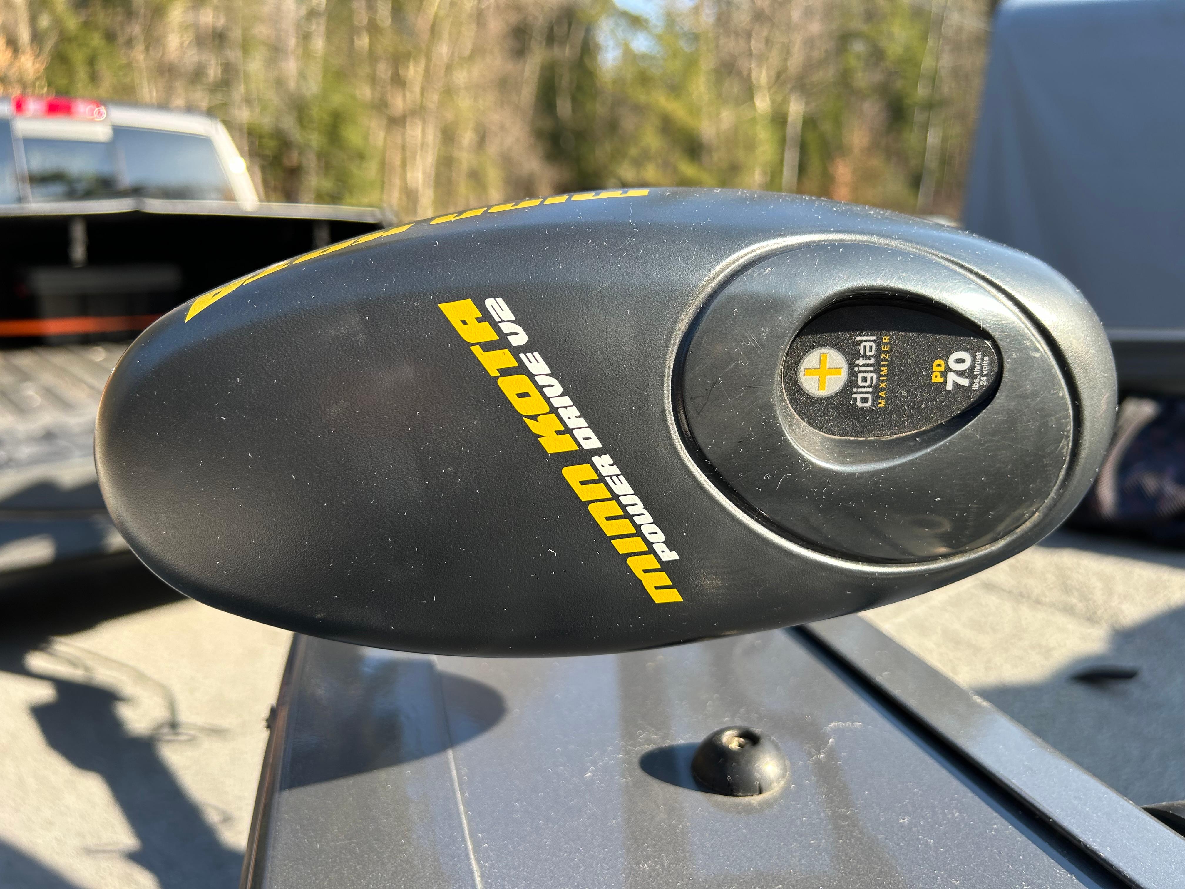 2014 Tracker Targa V-18 Combo