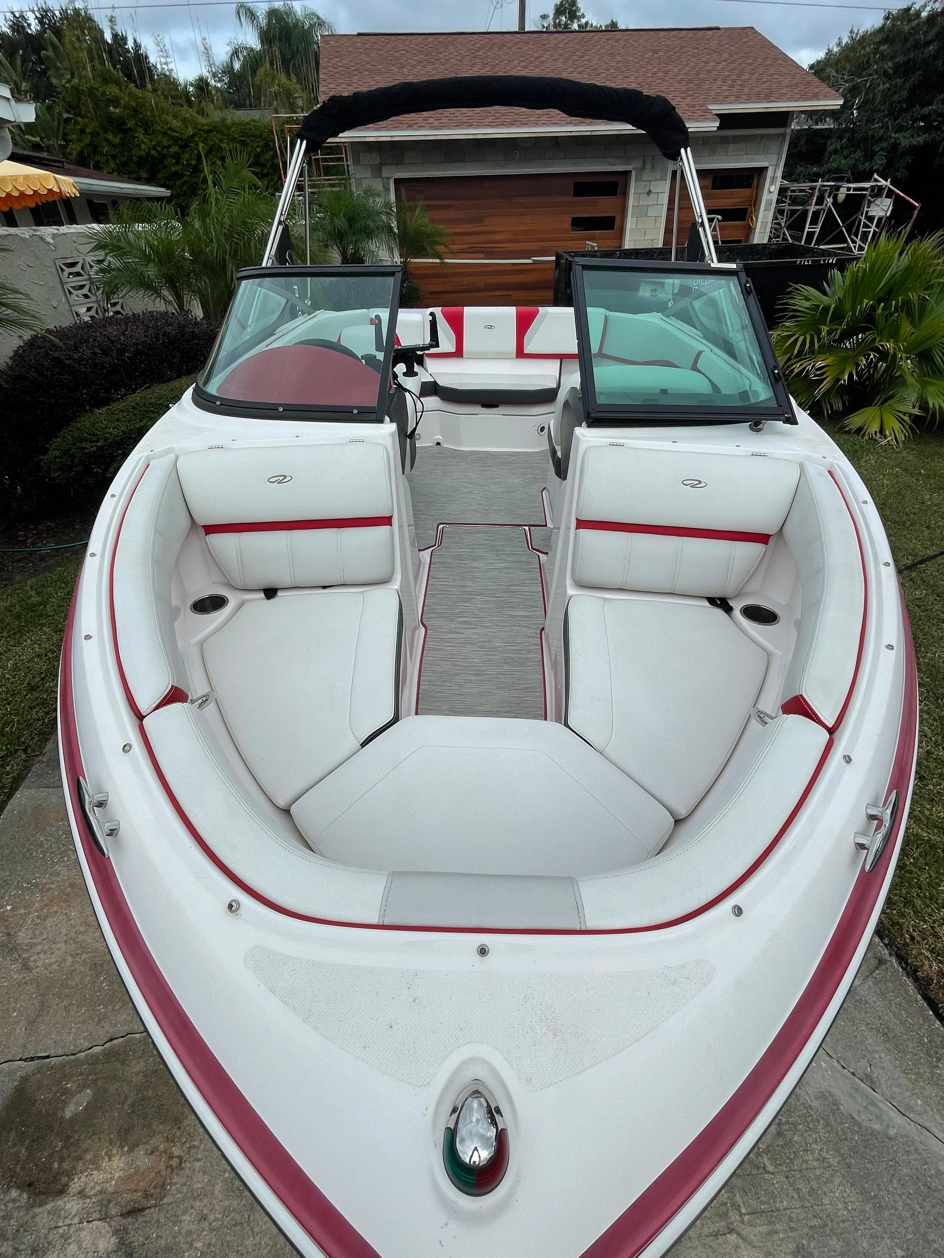 Used 2017 Regal 2000 ESX Bowrider, 32751 Maitland - Boat Trader