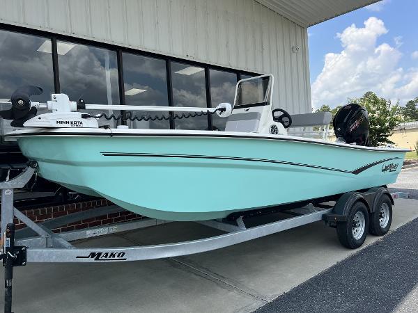 1992 Mako 215 DC - 2020 Suzuki 175 -only 50 hrs great value