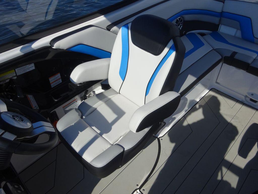 2020 Yamaha Boats 242 X