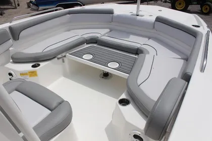 2023 NauticStar 231 Hybrid