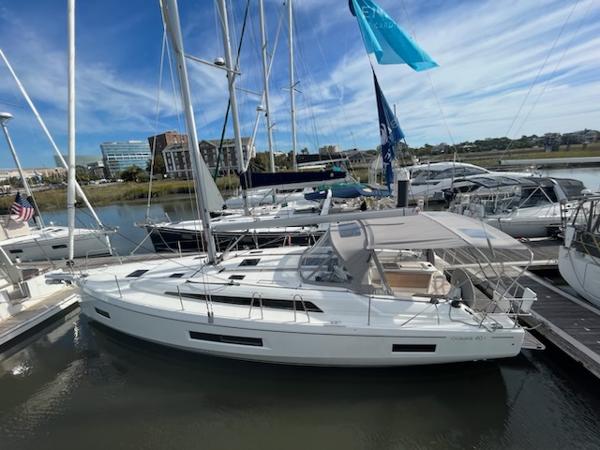 Used 2023 Beneteau Oceanis 40.1, 29401 Charleston - Boat Trader