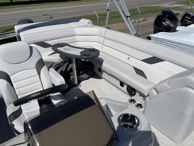 New 2023 SunCatcher Select 322FC, 73030 DAVIS - Boat Trader