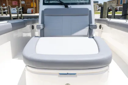 2024 Boston Whaler 330 Outrage