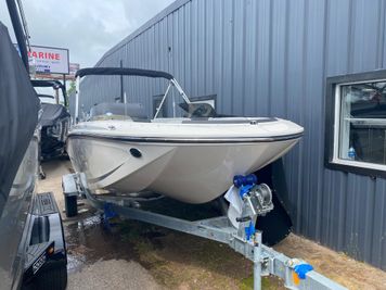 2023 Bayliner Element M17