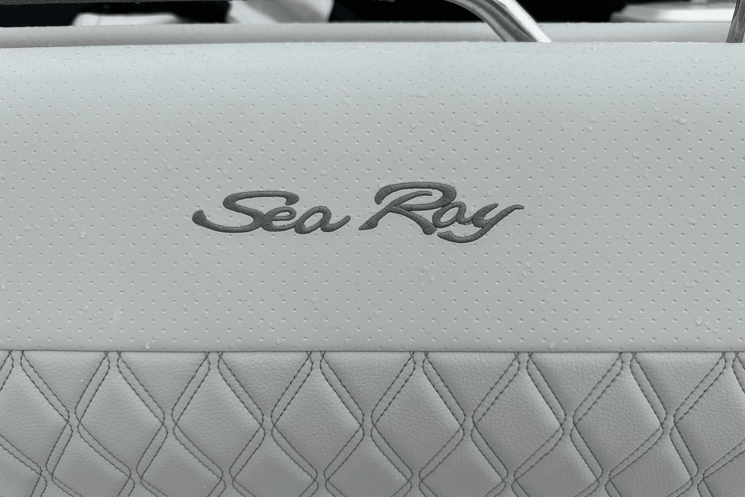 2024 Sea Ray 400 SLX Outboard