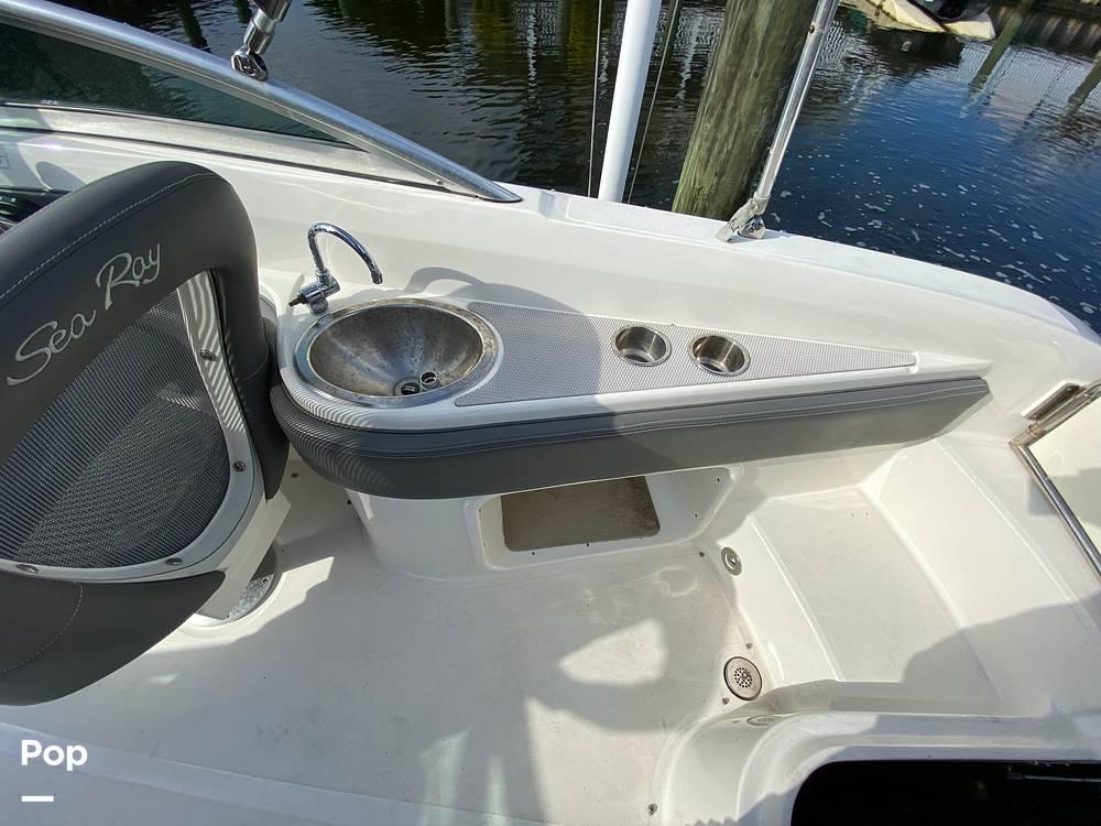 2011 Sea Ray Sundeck 240 for sale in Brick, NJ