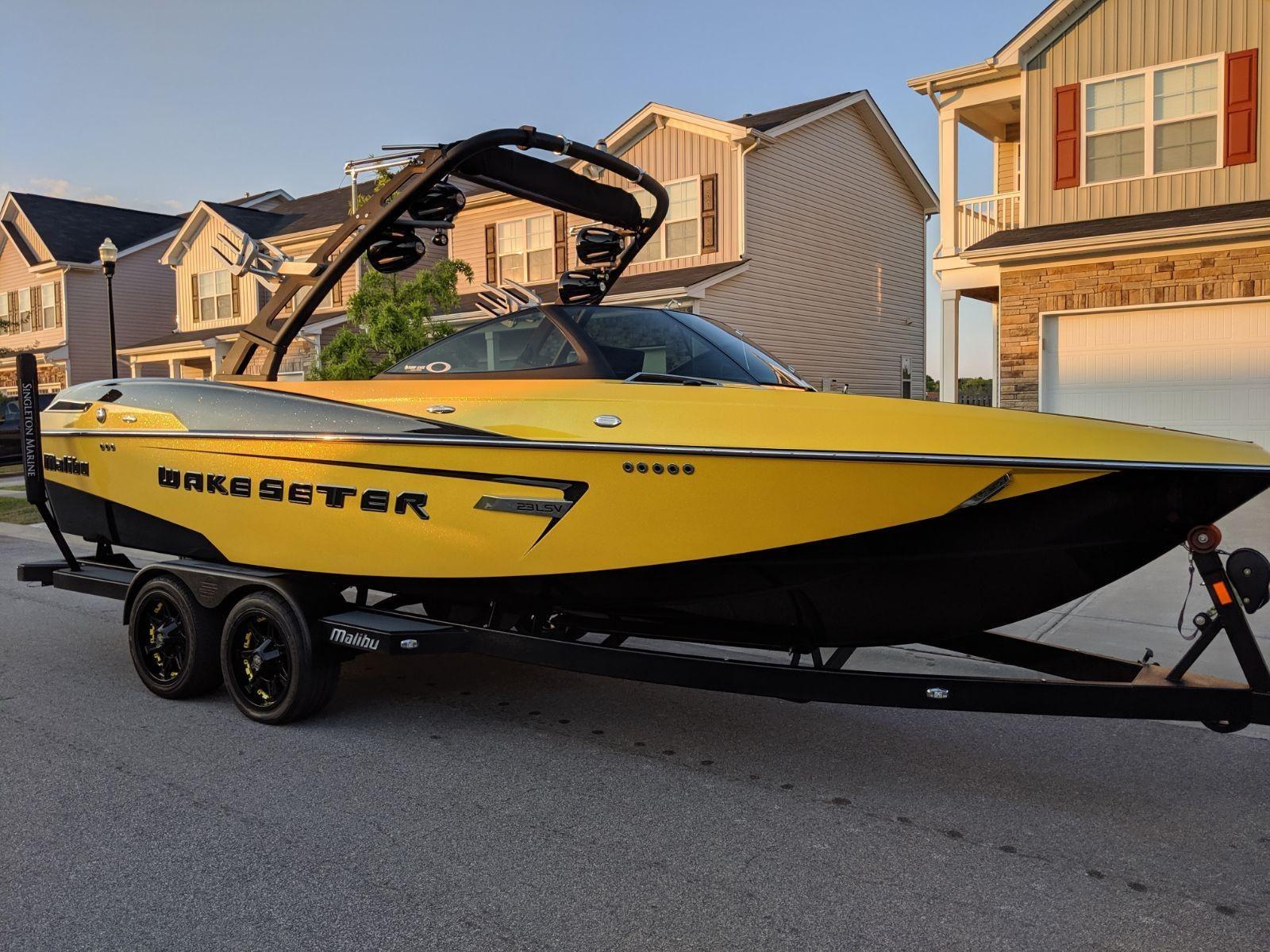 2015 Malibu Wakesetter 23 LSV