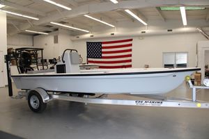 2022 Xplor Boatworks X18