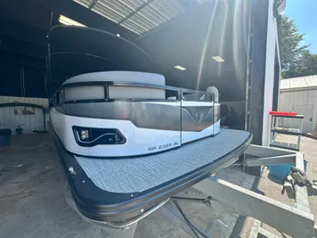 2024 Tahoe Pontoon Sport 85 Quad Lounger